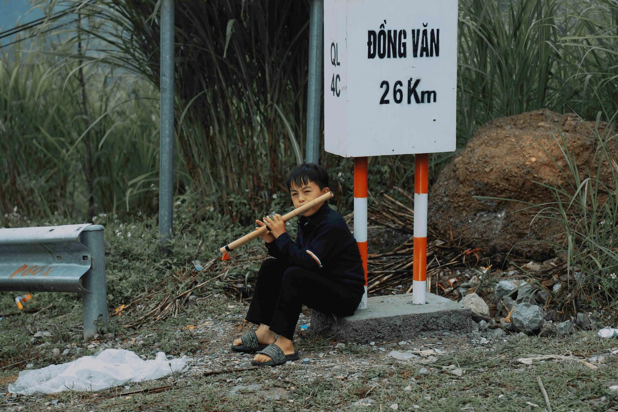 This little boy had practiced playing flute every day for nearly 3 years - right at this corner