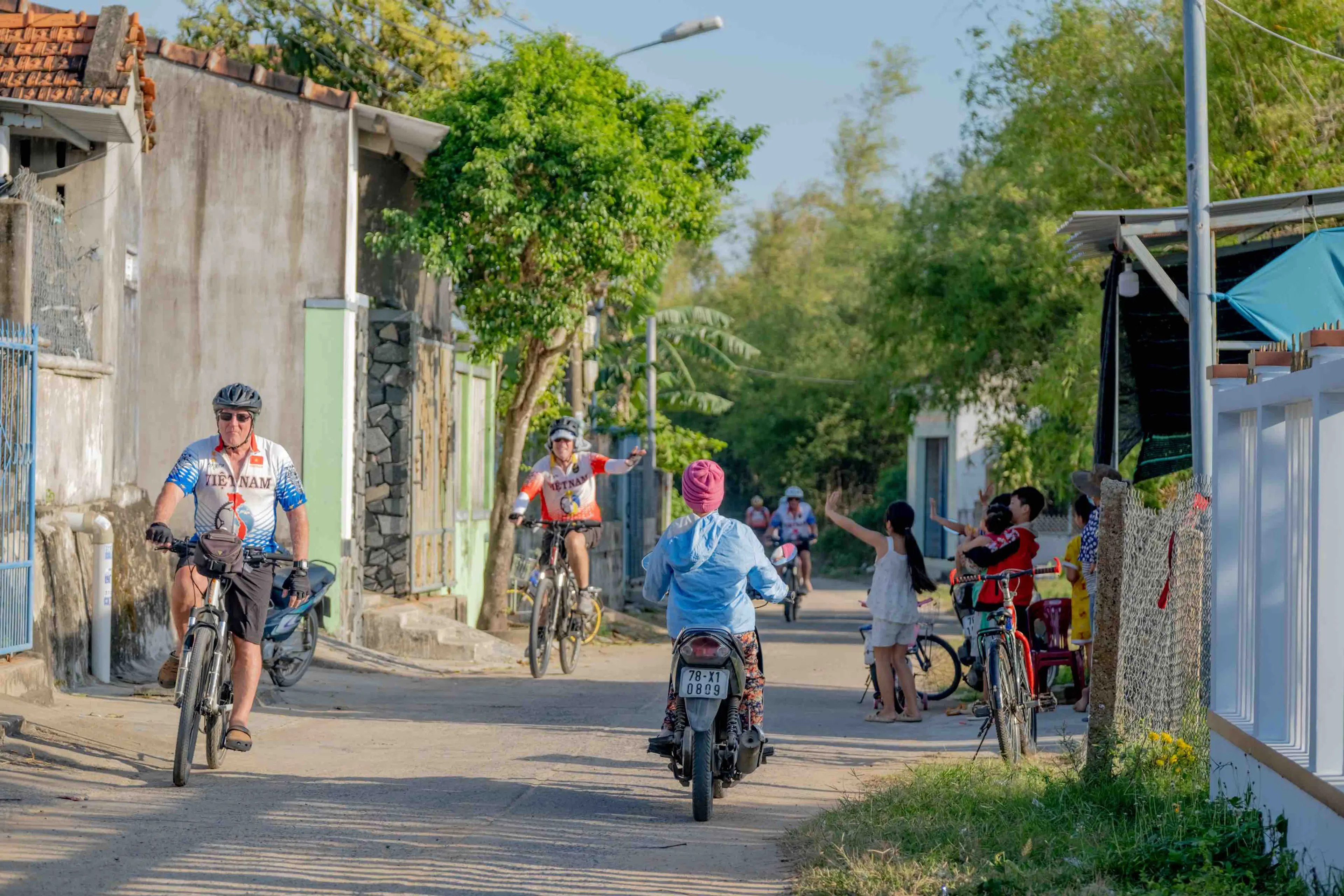 Mr Biker Saigon - Vietnam Central Coast Bike Trip - September 2022