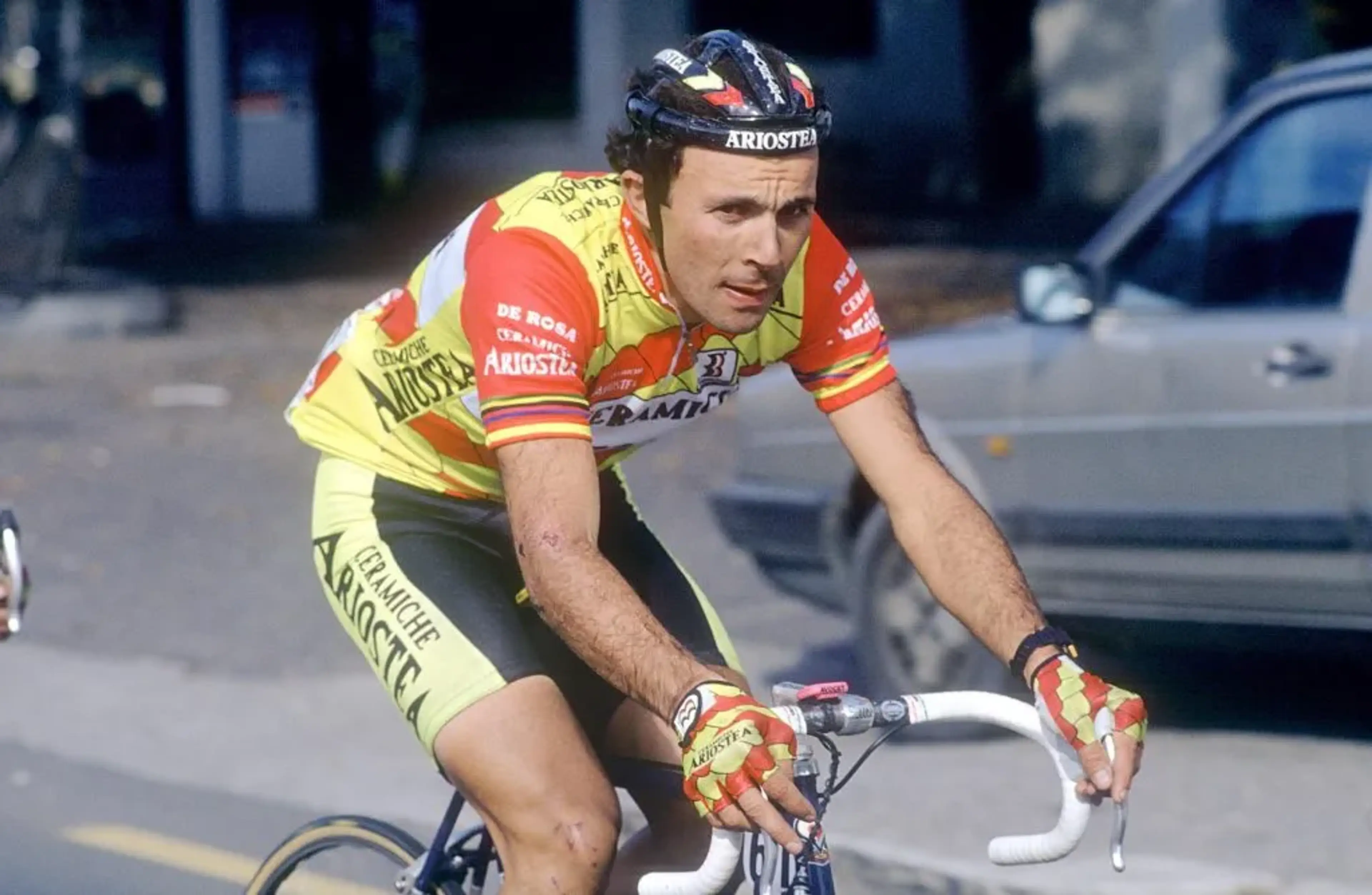 Argentin retired from competition in 1994 having won more than 100 professional races