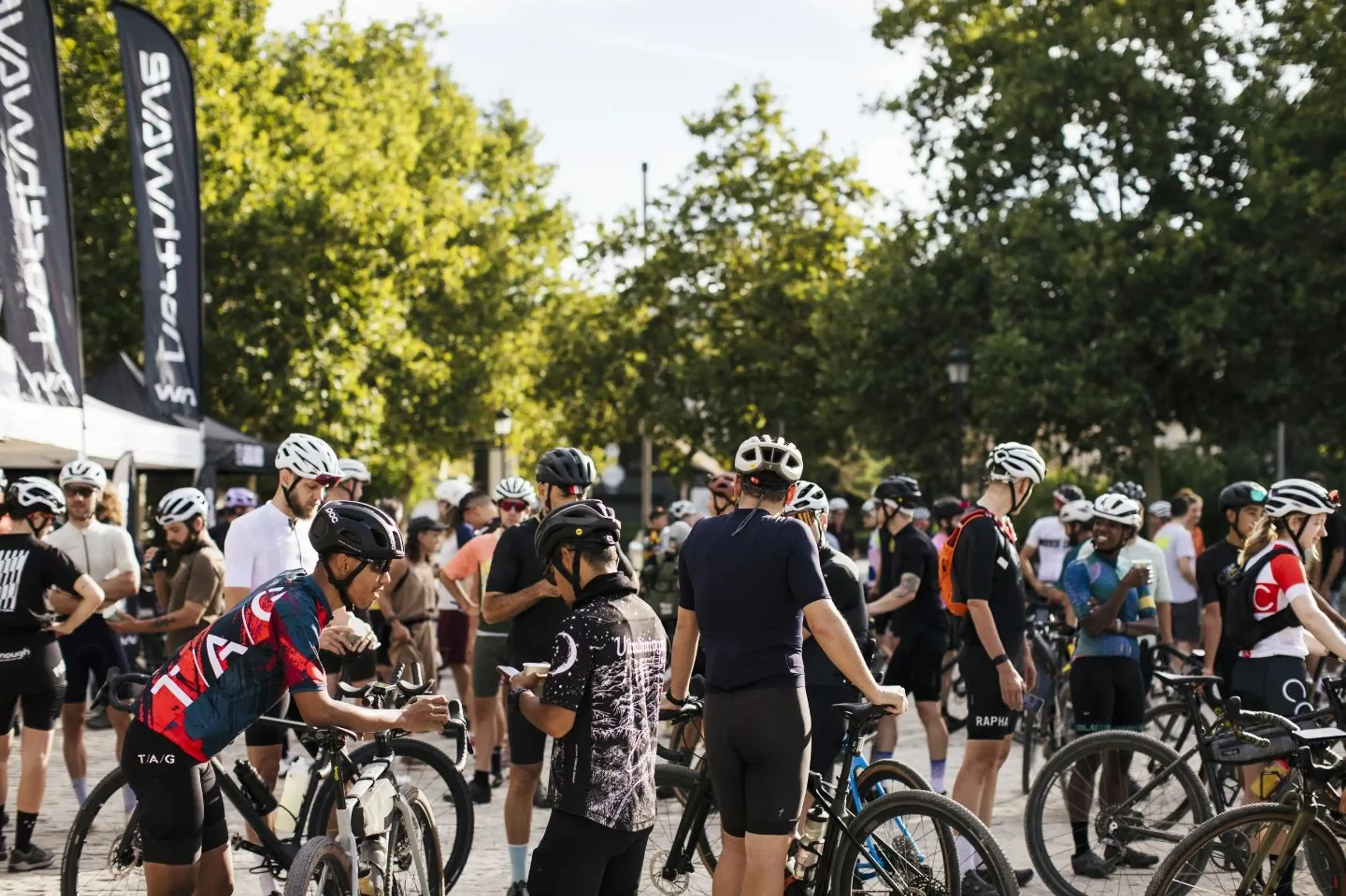 Social Ride by @pocsports around Granada led by our teammates @donrafalot and @christonge , followed by a live podcast by @velocioapparel