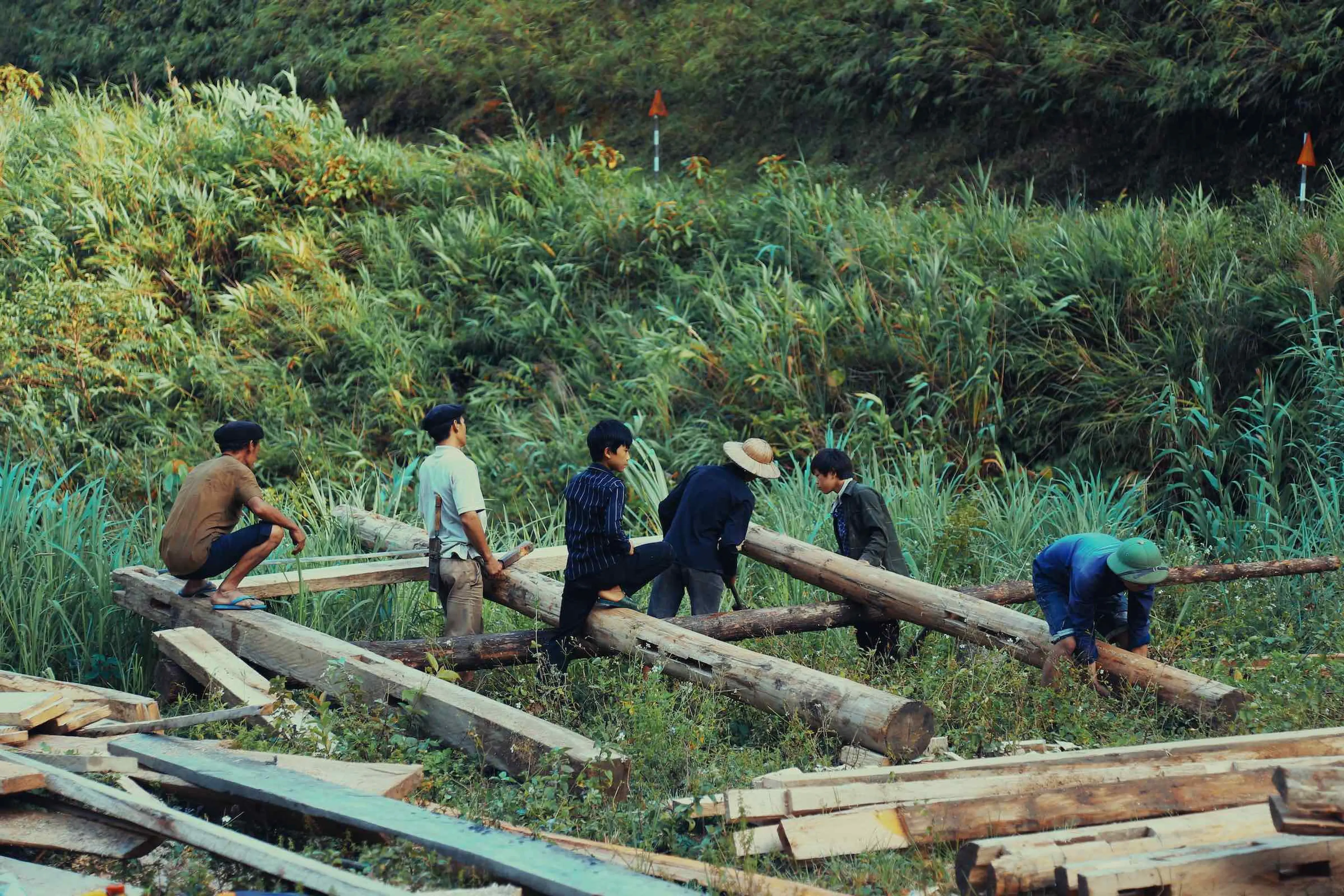 Ha Giang people building their traditional house - taken on September 2022 - by Mr Biker Saigon