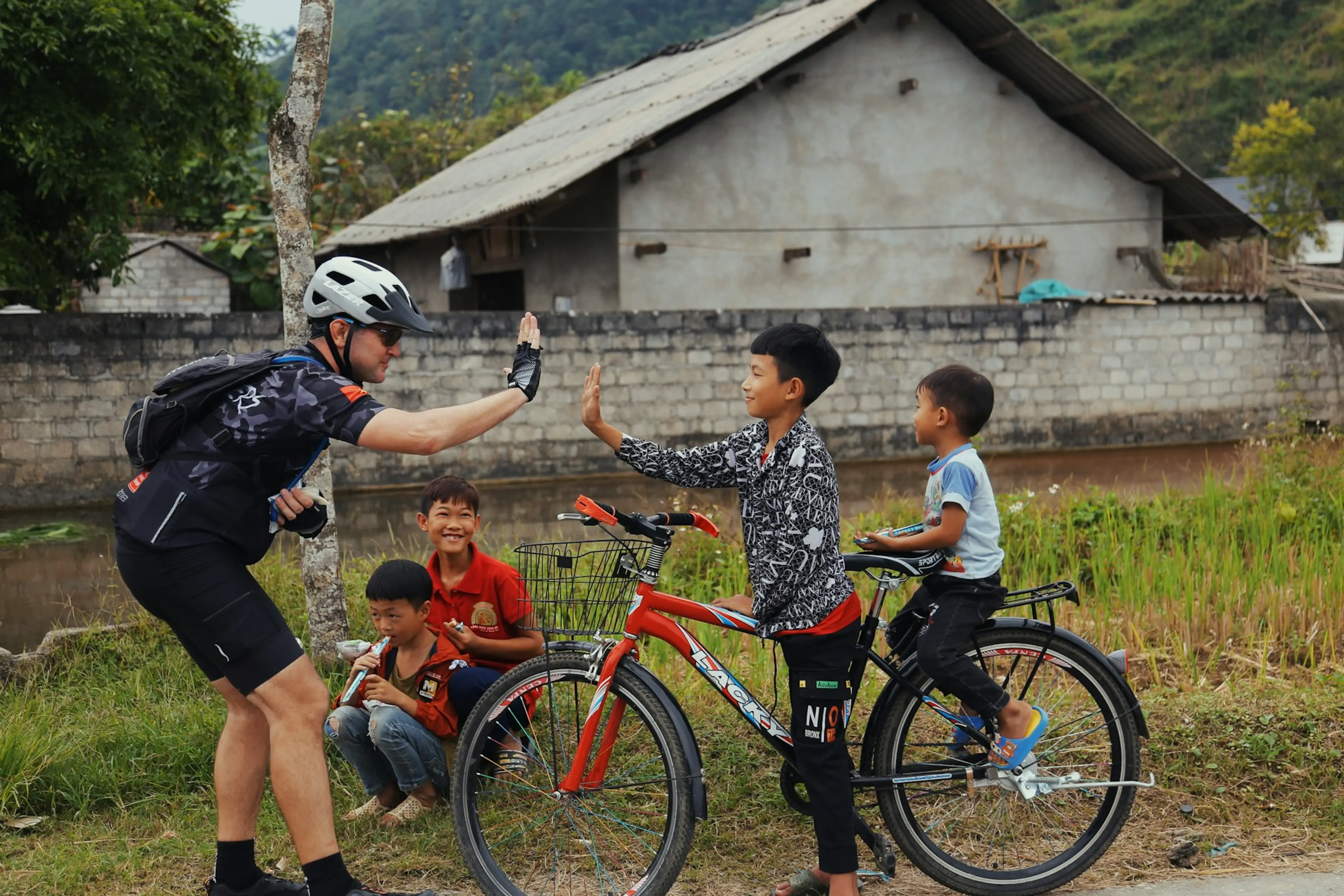 How to Fix Common Mechanical Issues on Gravel Rides in Vietnam